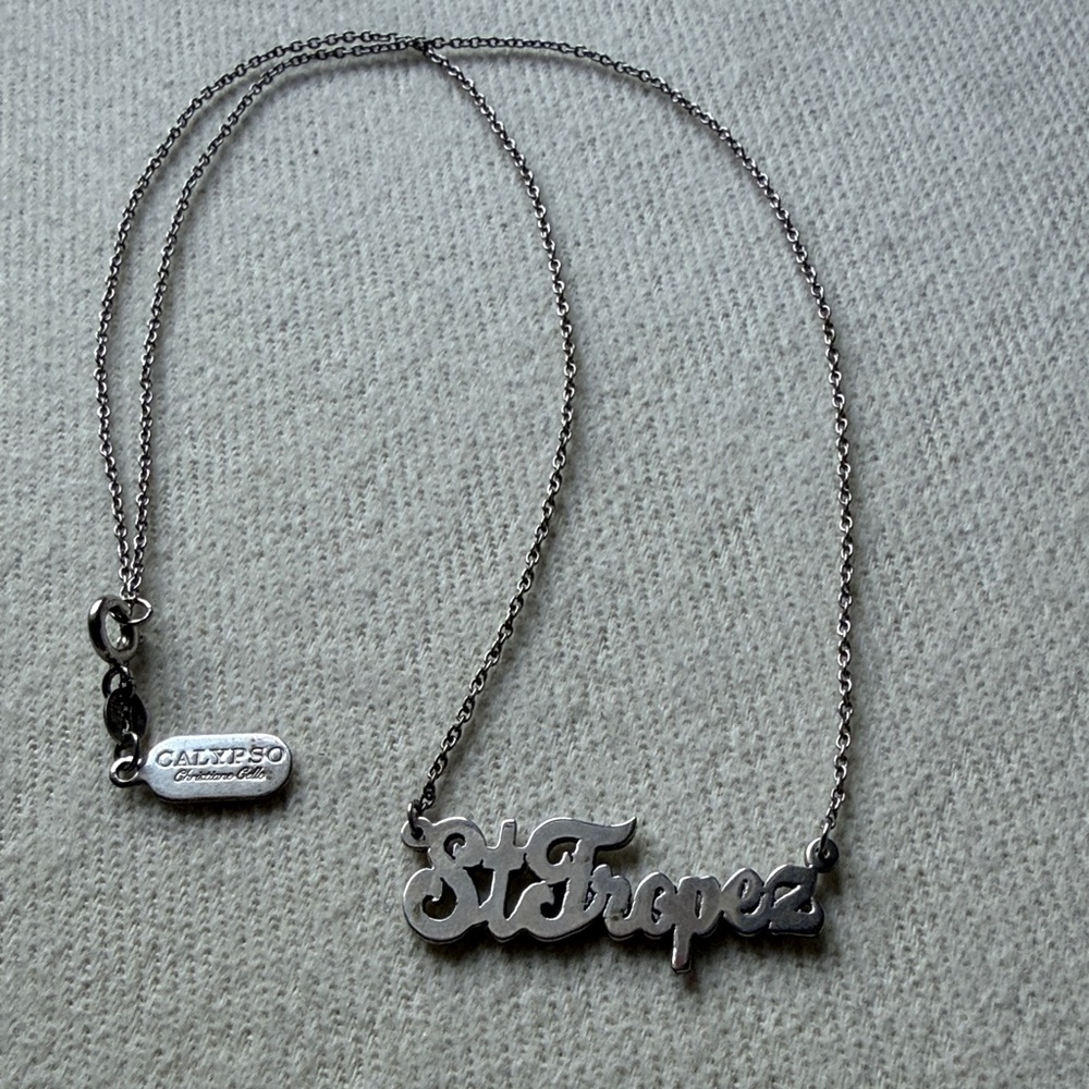 St. Tropez Script Nameplate Necklace - Silver by CALYPSO
Christiane Celle
